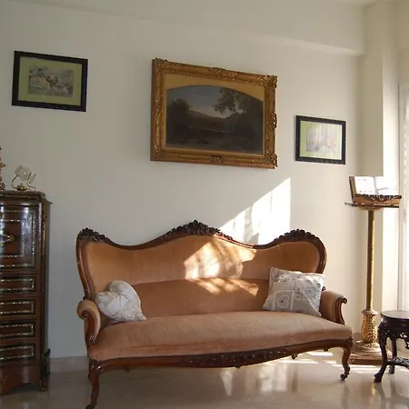 Oda ve Kahvaltı Vintage Savona