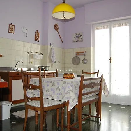 Vintage Bed & Breakfast *